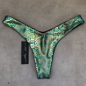 LALI & LAYLA Holographic Snake Venom Jasper Btms